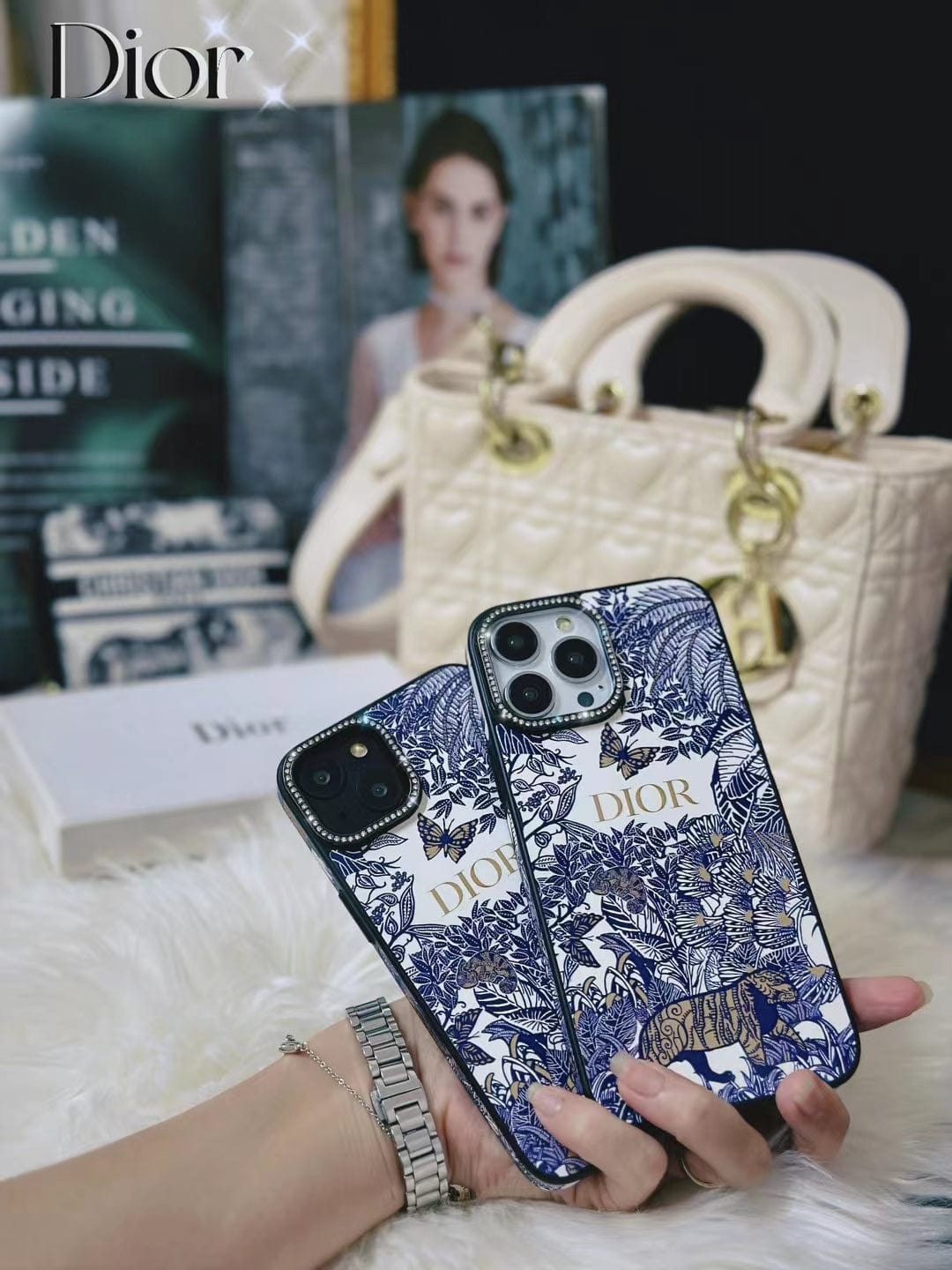 HypedEffects Floral Blue iPhone 15 Pro Max Cover